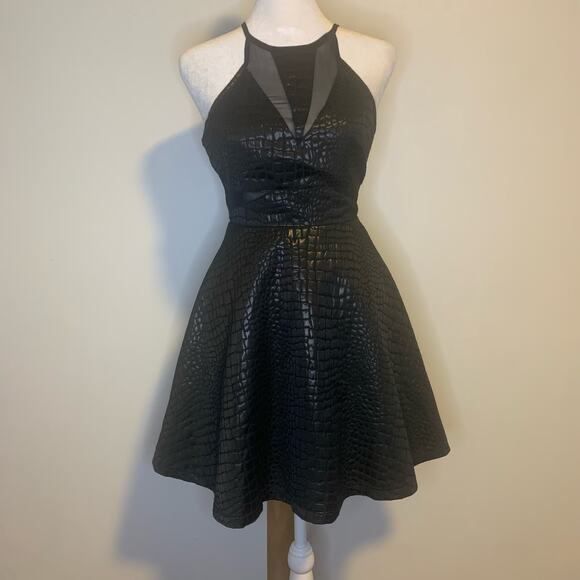 ASTR the Label black shiny snakeskin fit & flare mini dress size XS - Picture 3 of 12